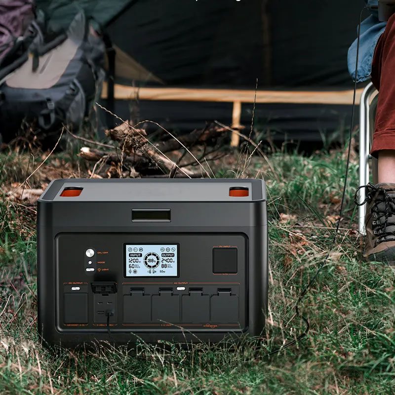Lifepo4 Outdoor Charging 2400W Hard Case High Capacity Portable Power Station 